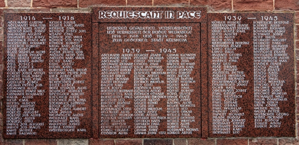 Gedenktafel an der Kirche St.Martin